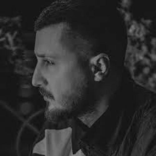 شایع تموم میشه سر ماه پولم گرم دم اونایی