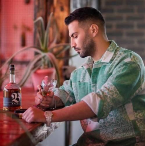 کیوان من گیج و خستم آخه نفهمیدم چیشد اصلا