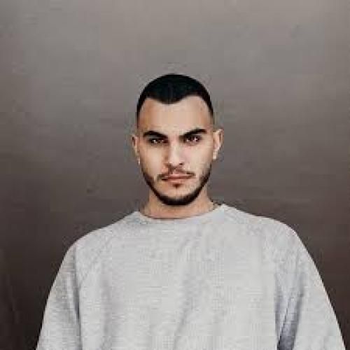 مهیار بیا پژمردگیمو بگیر ازم گلم