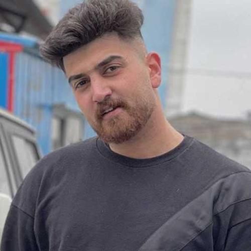 ماهان خادمی آیسان اسلامی