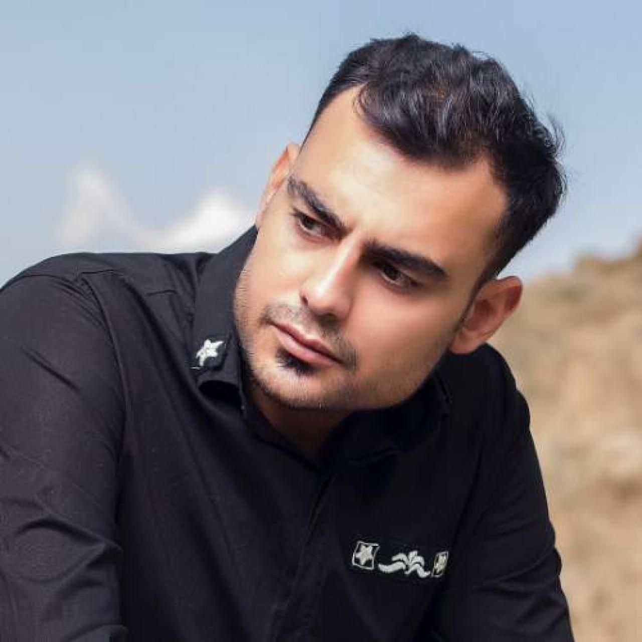 روح الله کرمی الو مخاطب خاصم