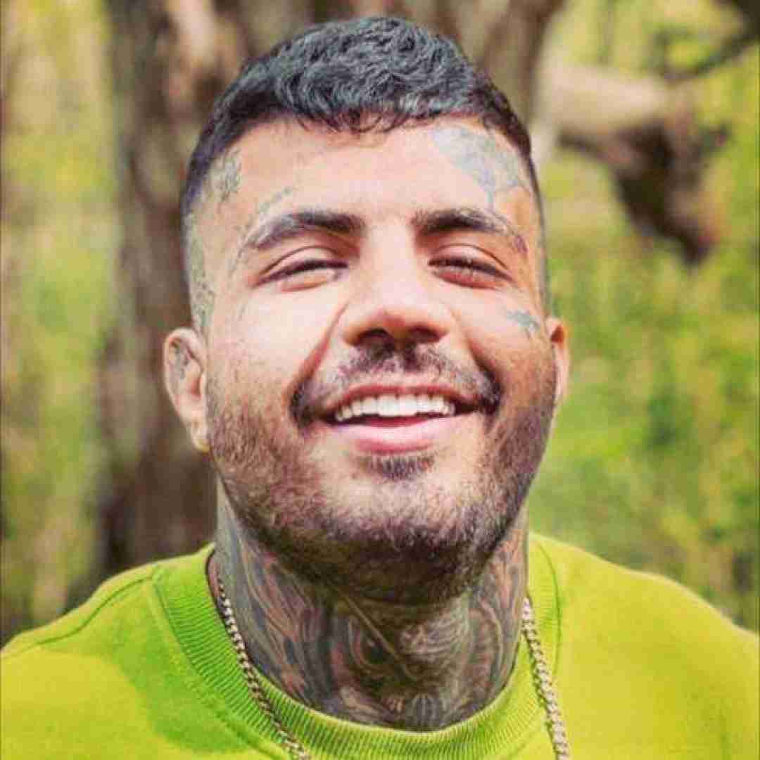 مهدیار اینی که جاته الان میدونه قدرمو