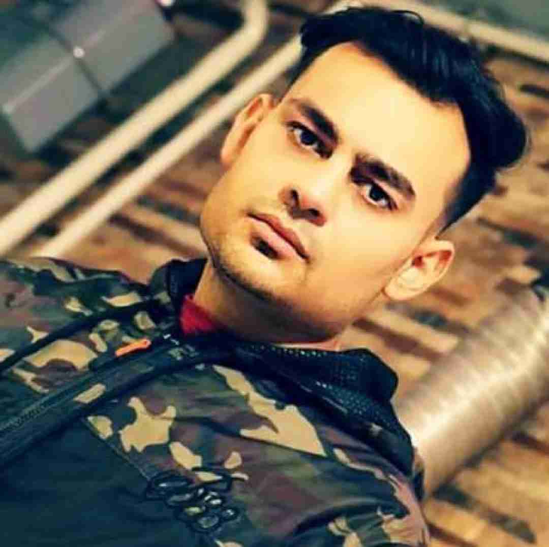 روح الله کرمی وی سگ مرگیه دی سیرم