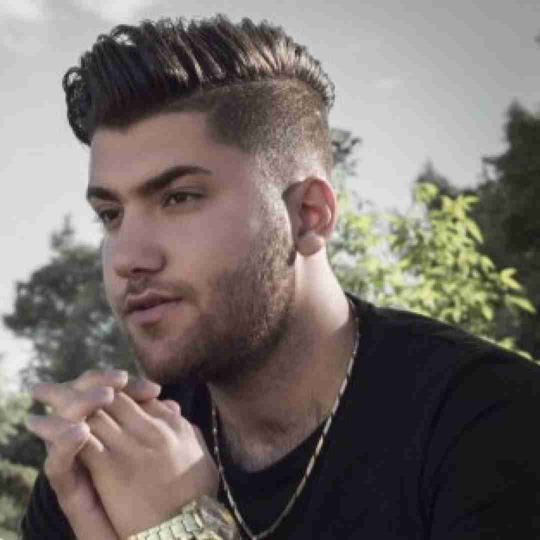 حامد سنجابی یکی بگه ساقی کیه چشام تاره تاره تاره