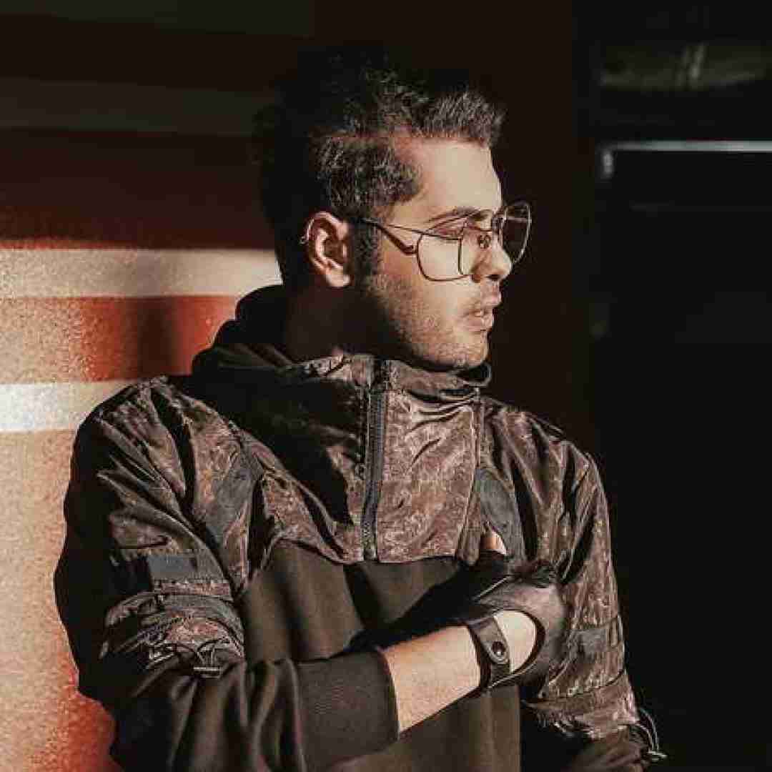 یوسف زمانی اخ بگردم بگردم دور چشمای قشنگت