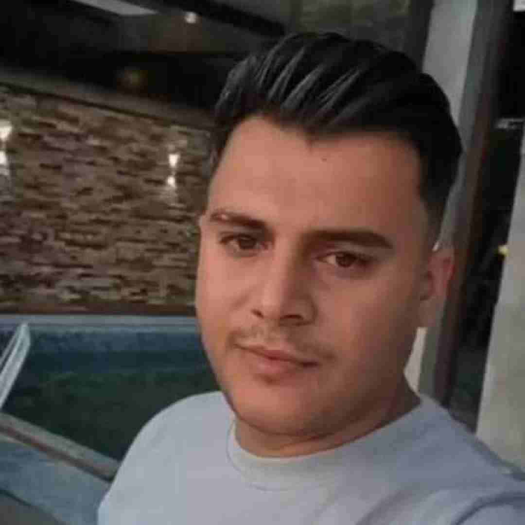 رامین کرمی کی اندازه مه دوسد داره لامصب