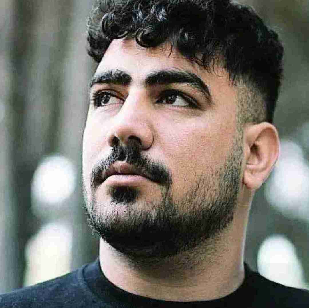 یزدان همتی نفسو طناب گرده یک دشمن شیطان آخه