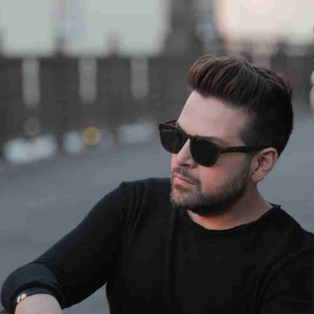 عماد طالب زاده بارونا