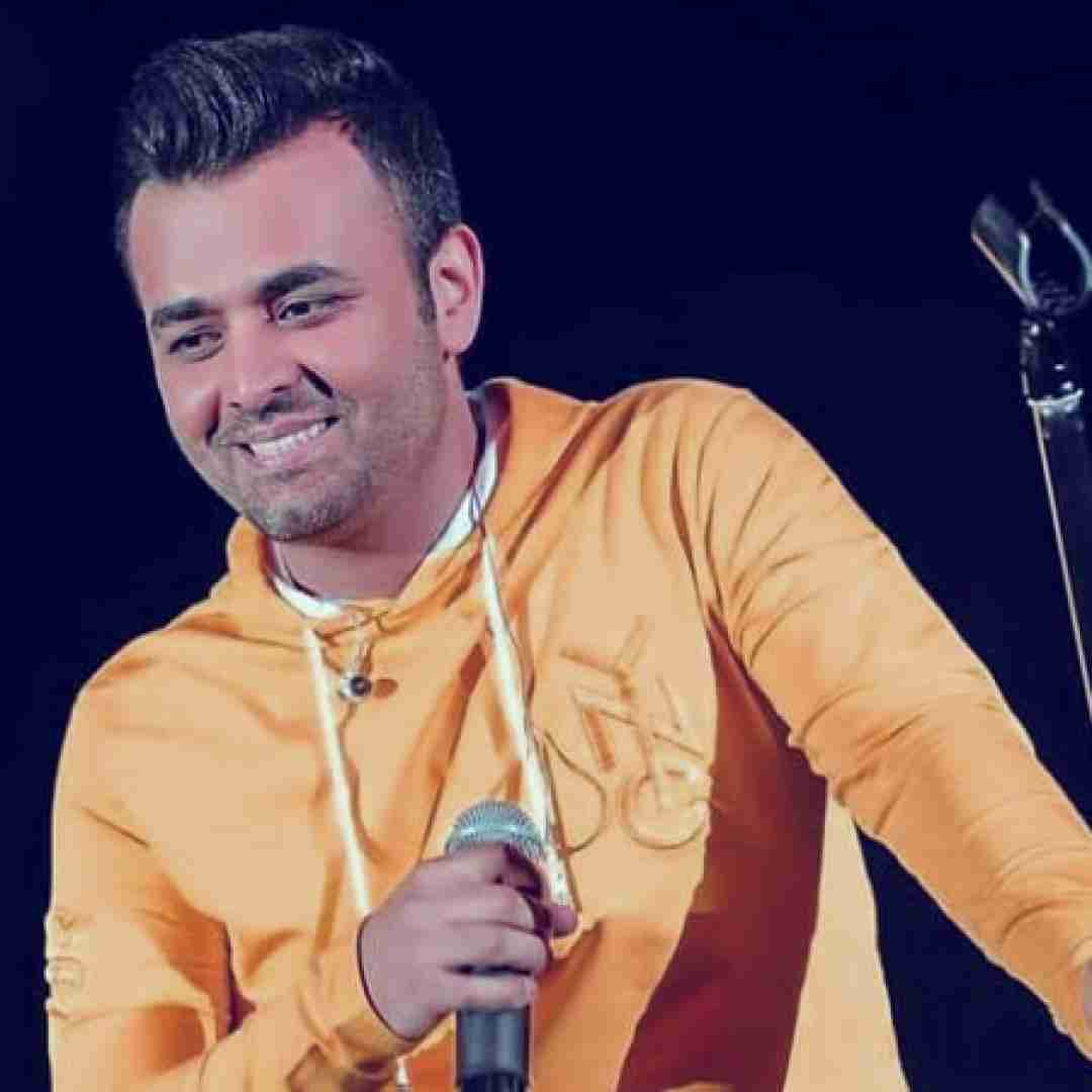 میثم ابراهیمی د بگو هستم دلتو بده دستم