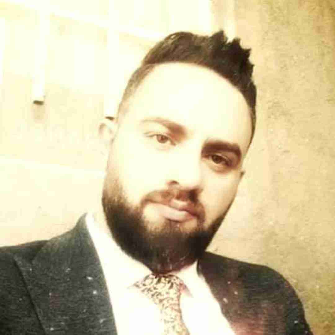 محمد فرشبافی آتا سنی تاج باشیما ایلرم