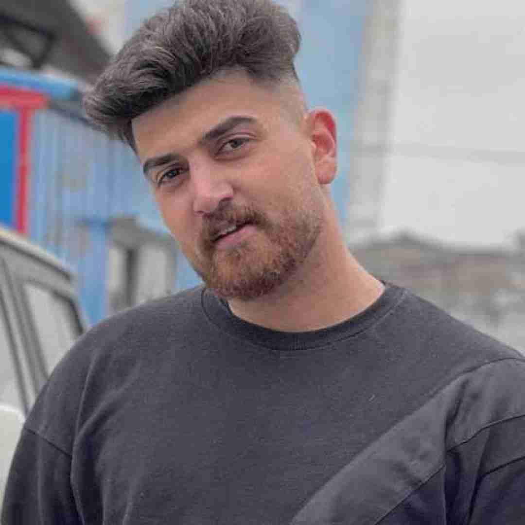 ماهان خادمی زلزله