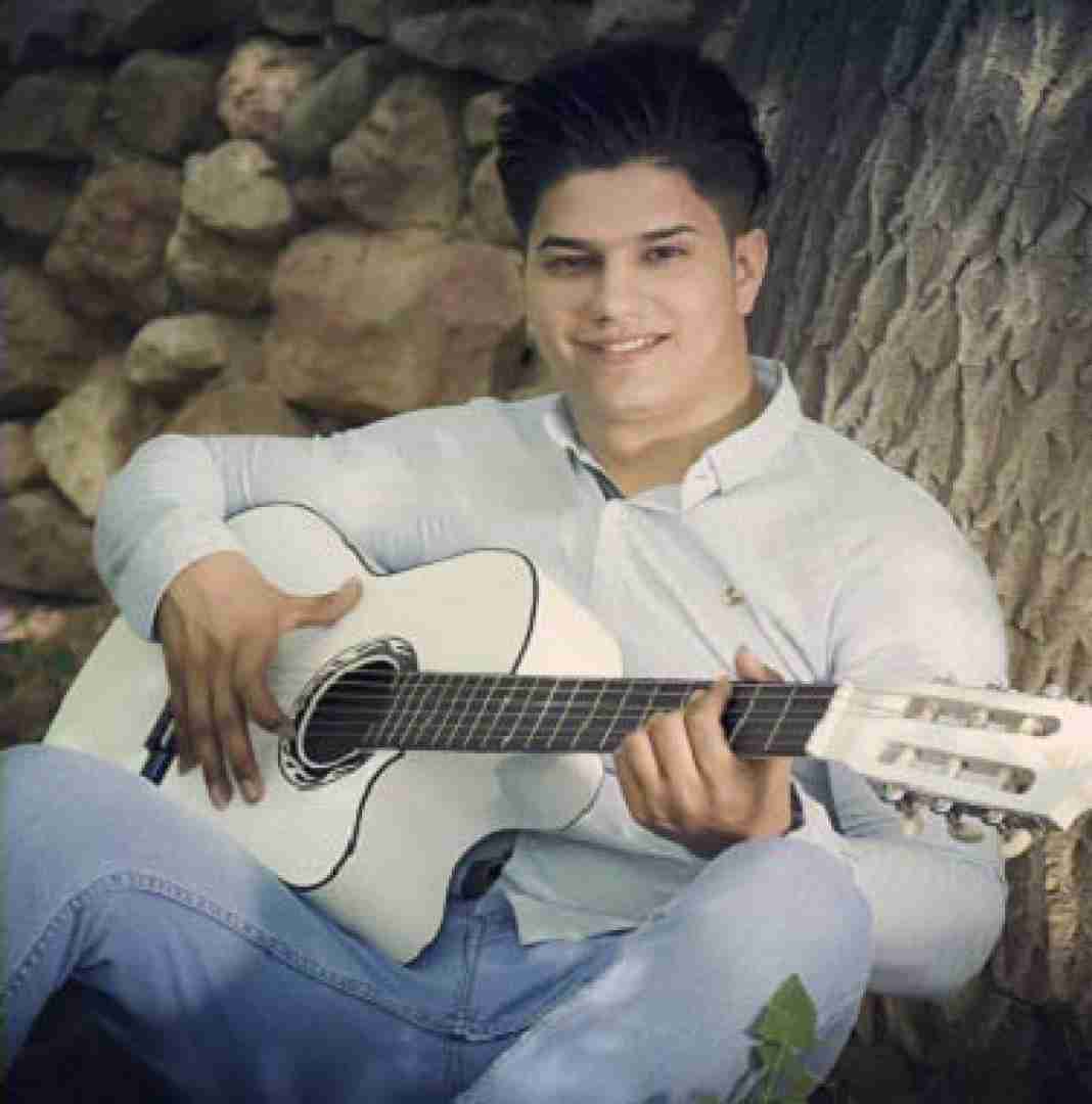 علی برزنونی آقای قاضی