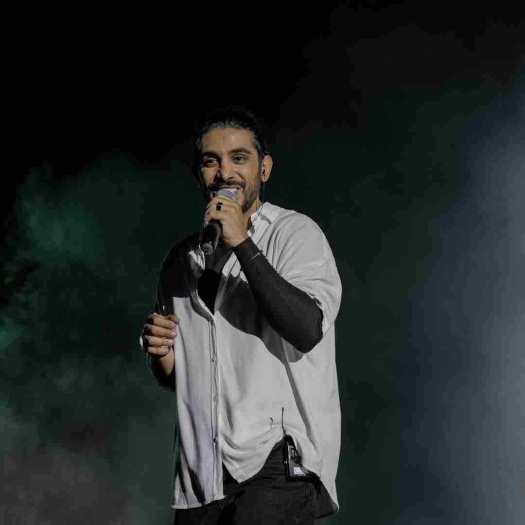 کسری زاهدی حریف