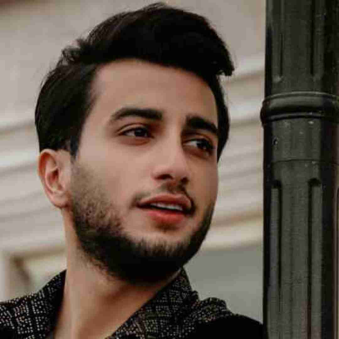 علیرضا باباجانی مستی قشنگه ولی با آدمش مخصوصا اون سرگیجه آخرش