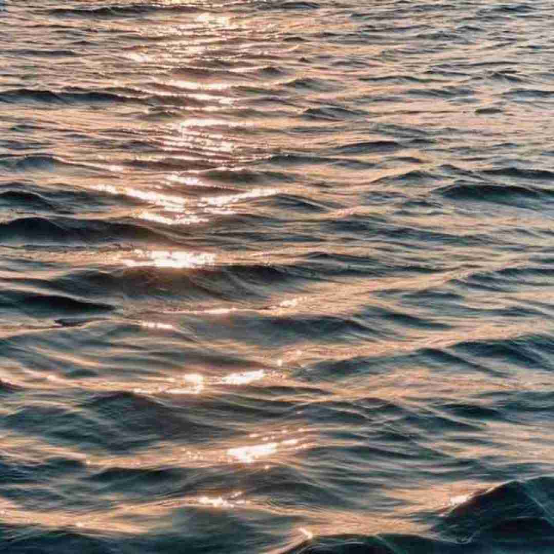  ماه شبای سردم سنگ قلبم با صدای پسر