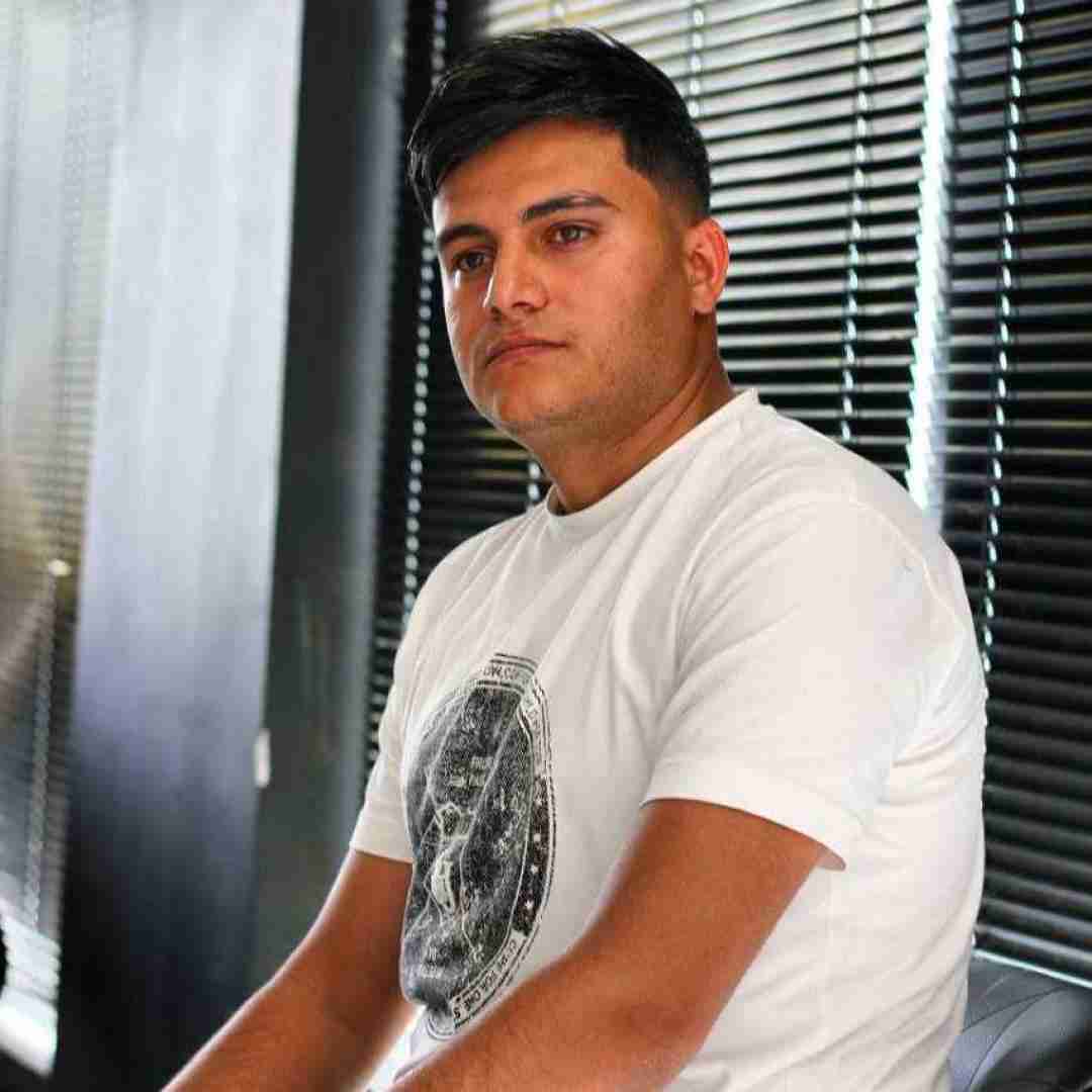 روح الله کرمی و رامین کرمی ستاره آسمانمی قشنگترین گناهمی