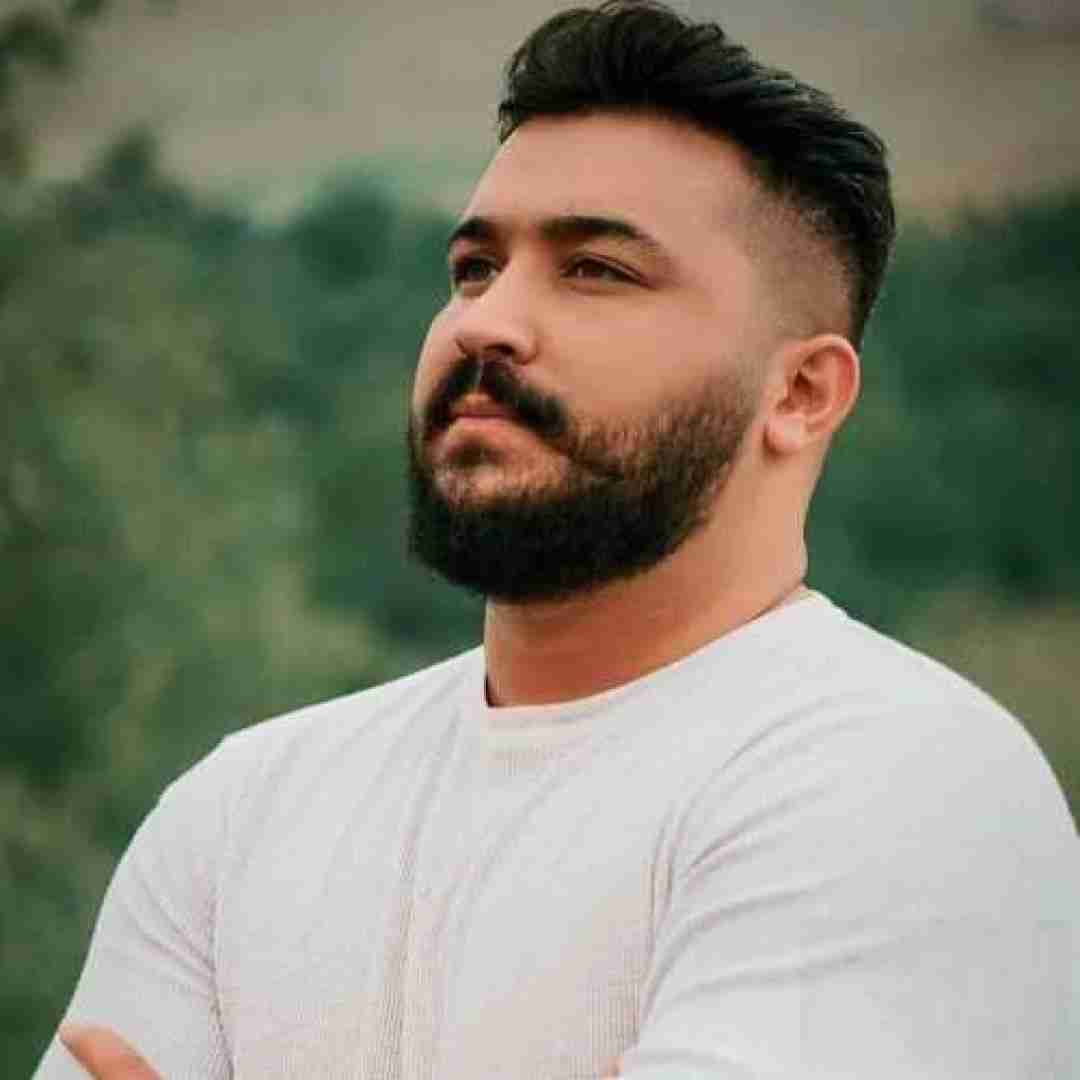 رضا کرمی تارا تونه بی دینم هی بشم گفتی نداری