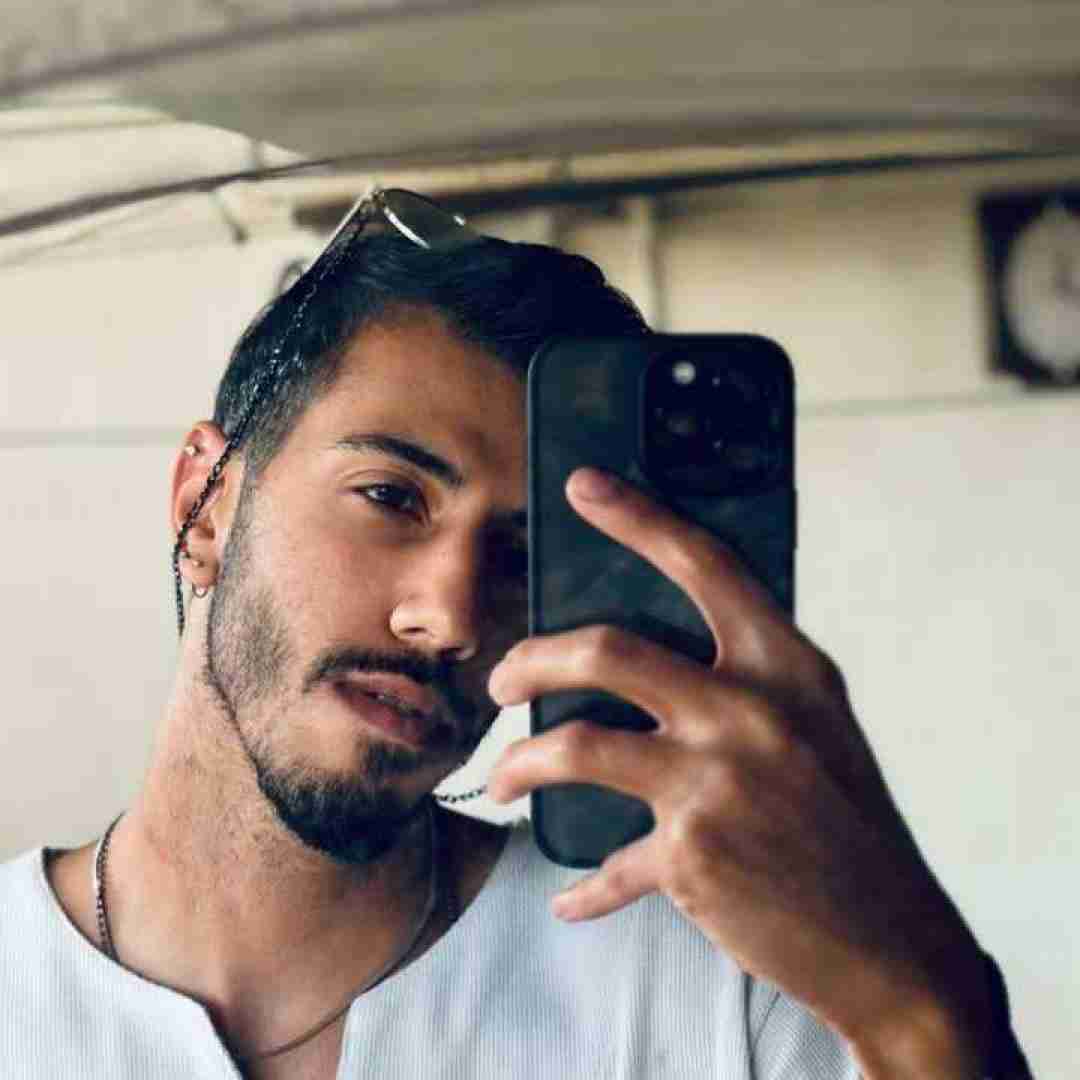مهزد فرق میکنی
