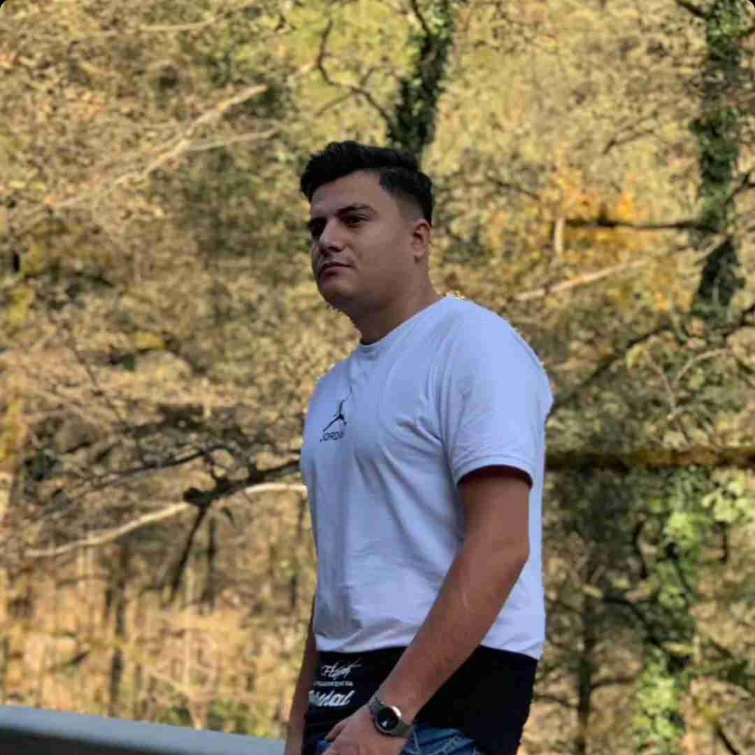 رامین کرمی هر کس و روز عزل بی وفایی کرد