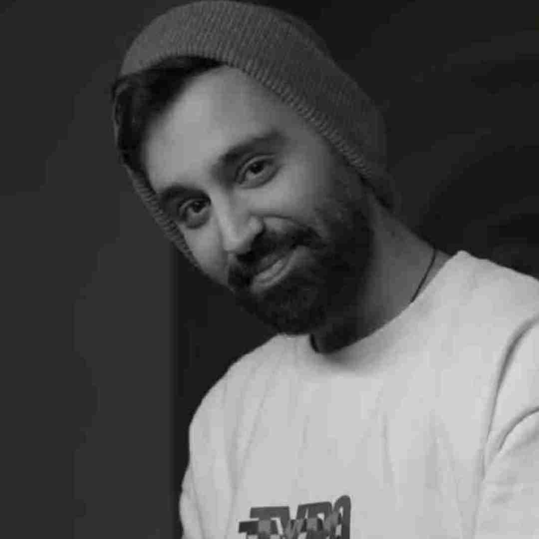 امیر آیهان امسال یا سال بعد چه فرقی داره واسه من