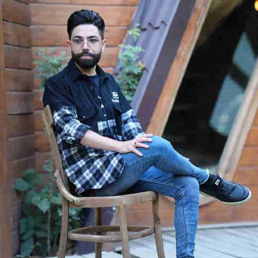 مسعود جلیلیان تیکه تیکه خورده شیشه بانه