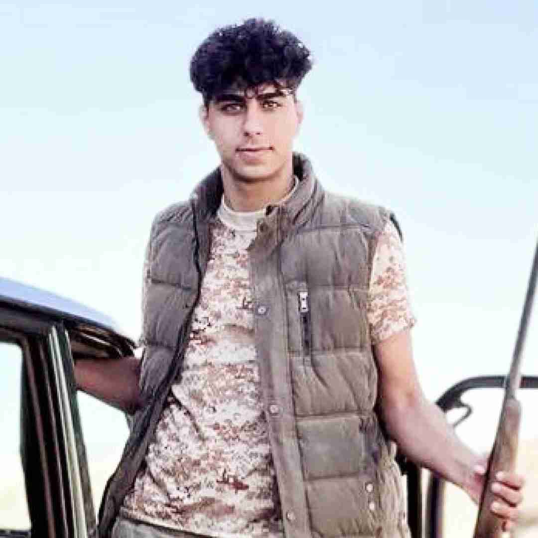 اشکان پناهی یه زمون کار من این بود مثل دیوونه نشون از تو بگیرم