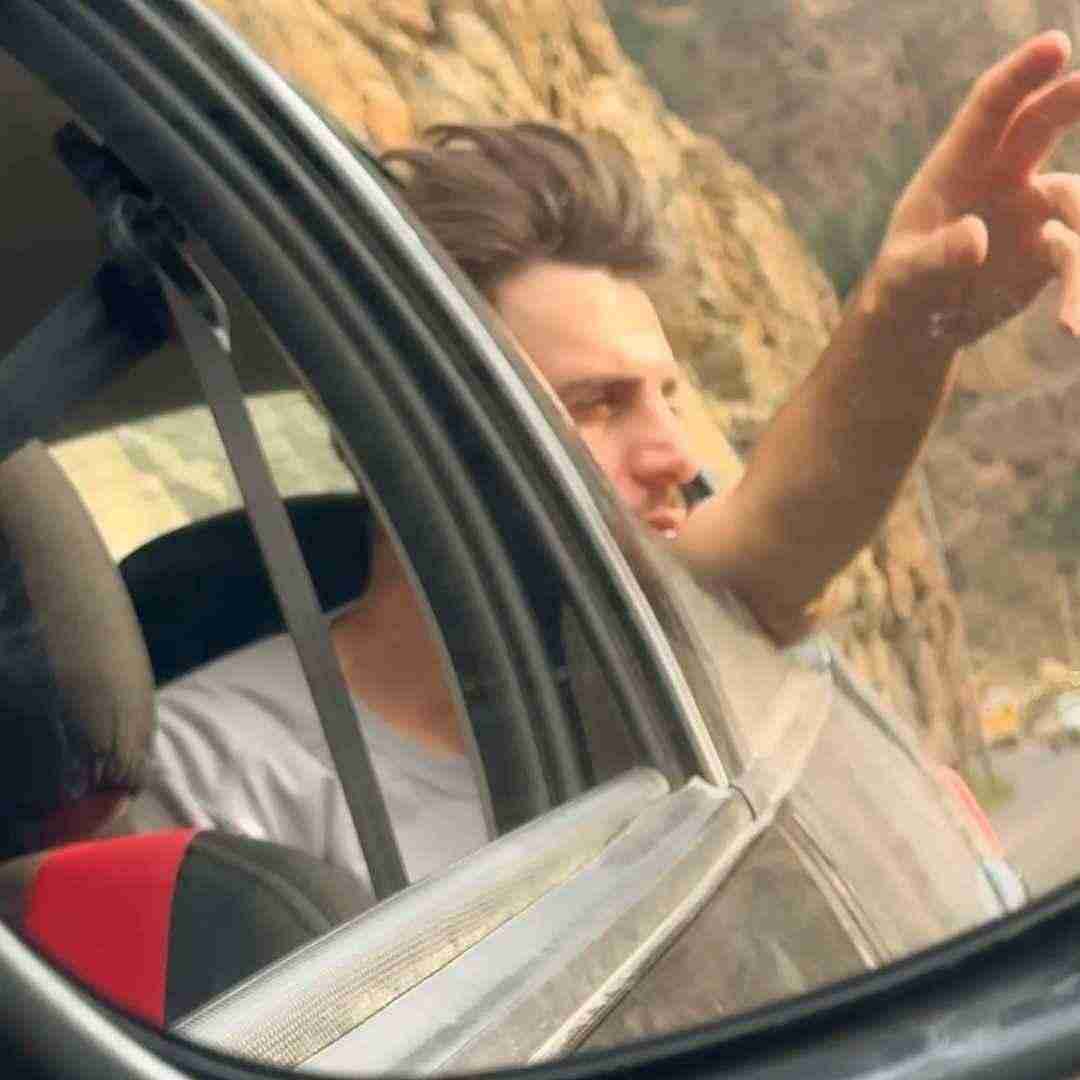 فرهاد نامداری انقده با خودم بدم هرچی نبایده