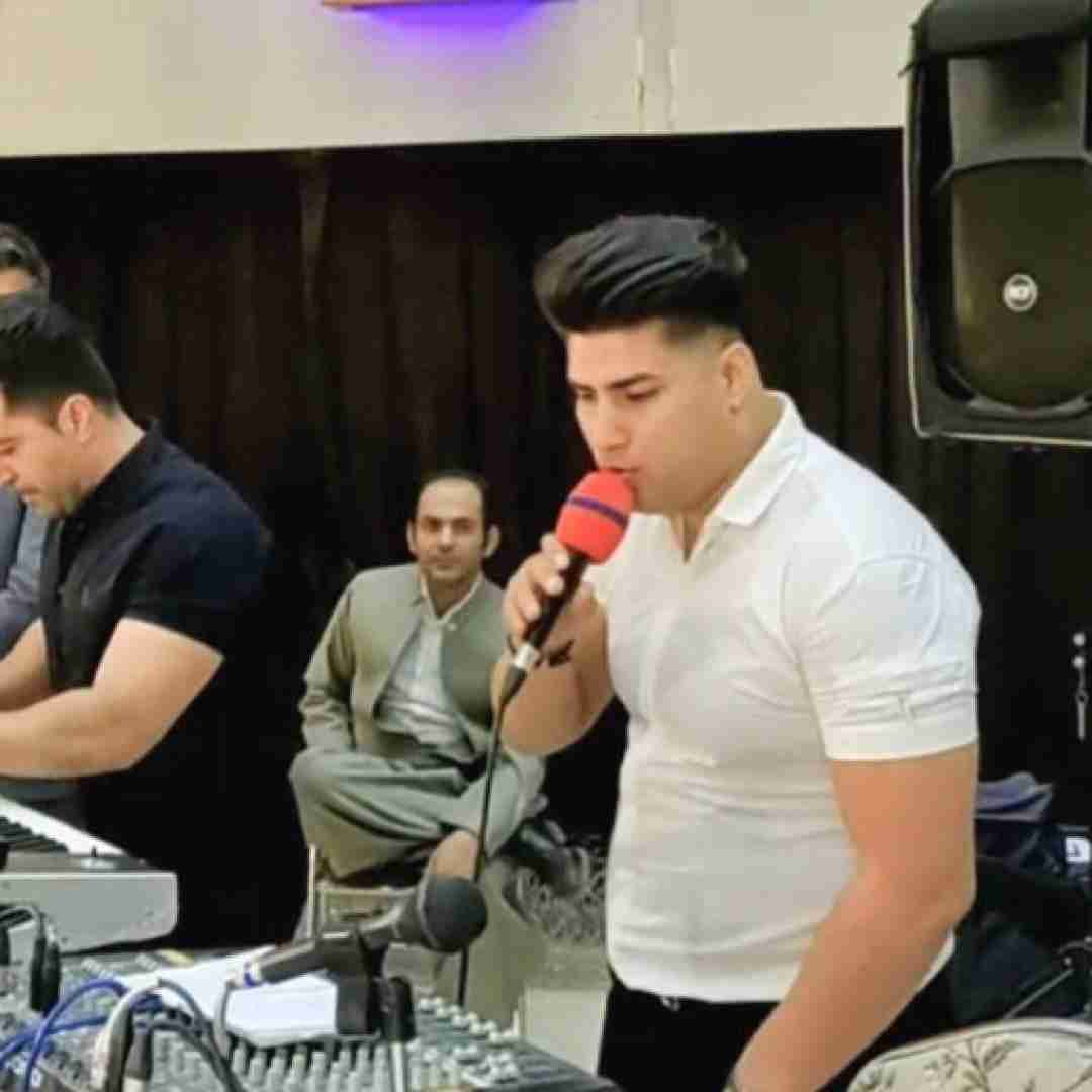 امین فالجی چت و بانم عکست قفلم و بان حال کوفتی