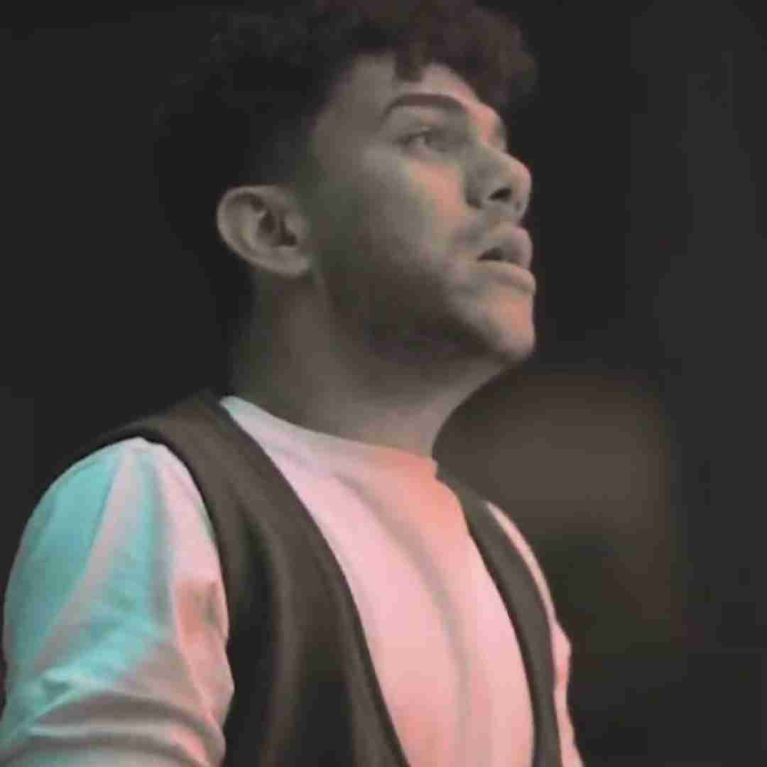 پیام عباسی بعد مه با کی سرت گرم شده بهشون بگو