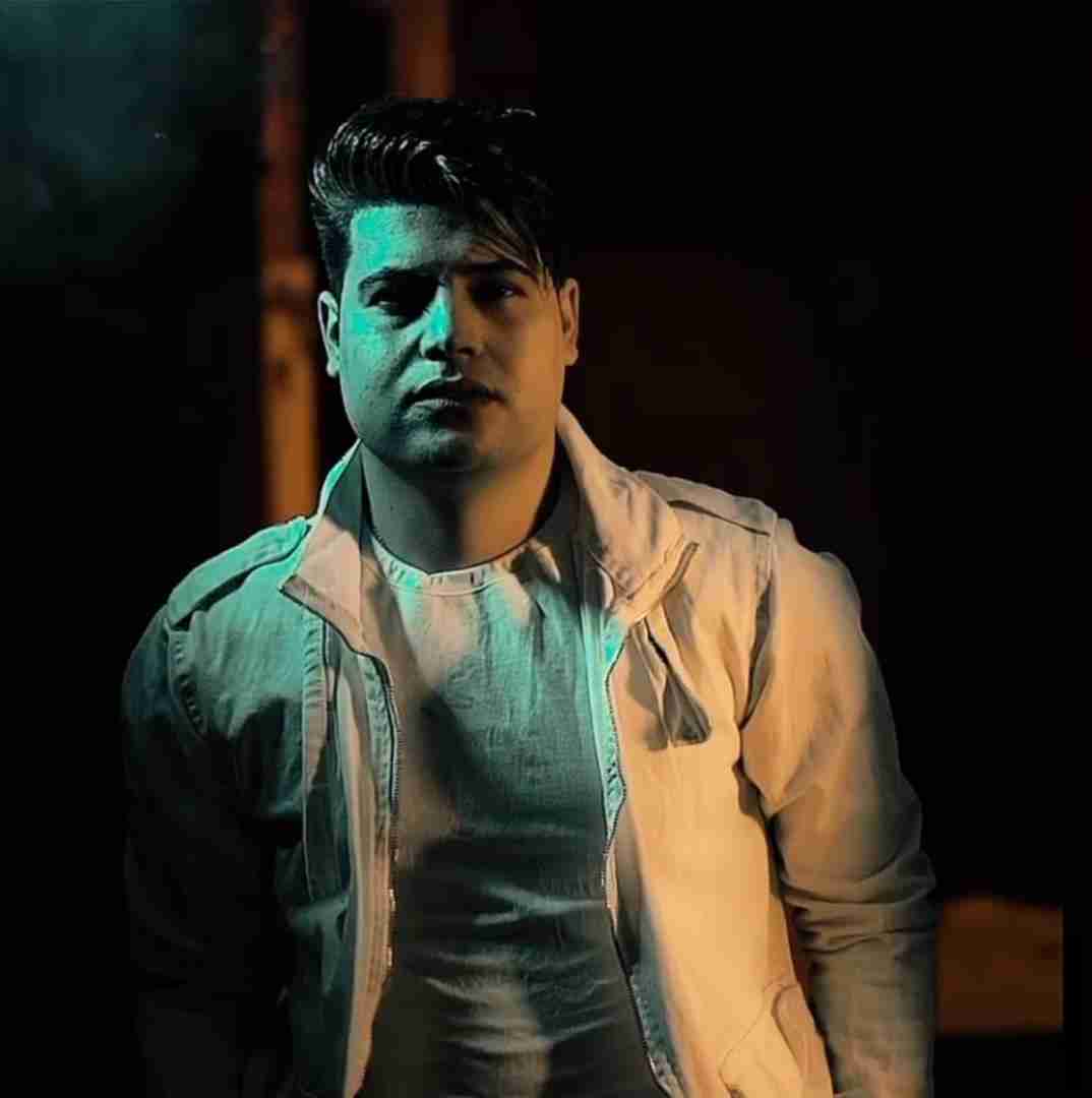 امیرحافظ رنجبر میزنه ترکش دلم لک زده برای بغلش