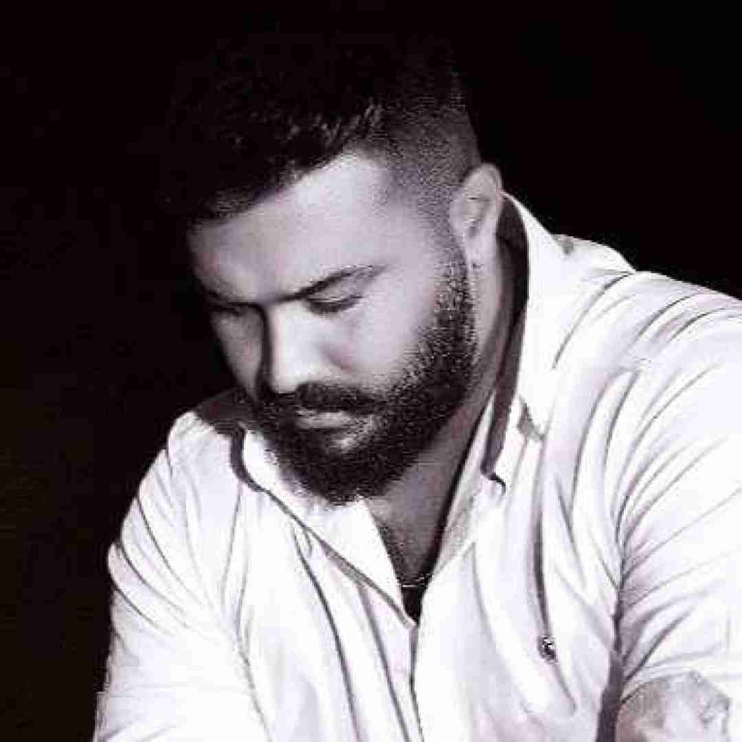 رضا کرمی تارا یکی احوالد و مه پرسی و پی وتیم که بد روزگاری