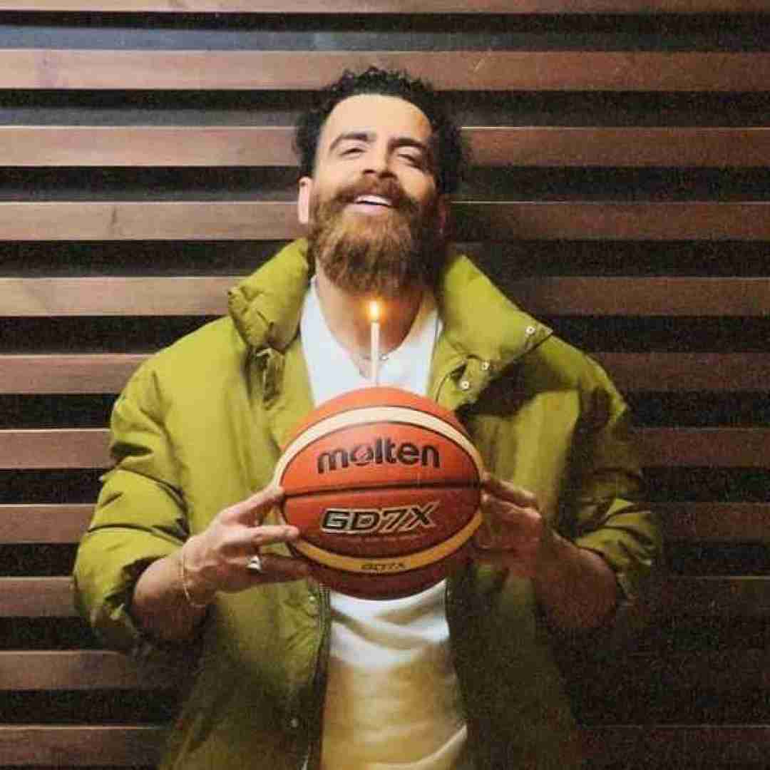 معین زد جز تو هیچ مرحمی به قلب من اثر نکرد