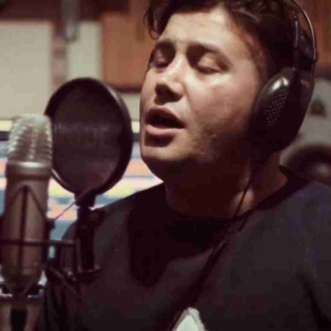 علی احمدیانی گریه هامو ندیدی ندیدی ندیدی میدانستم