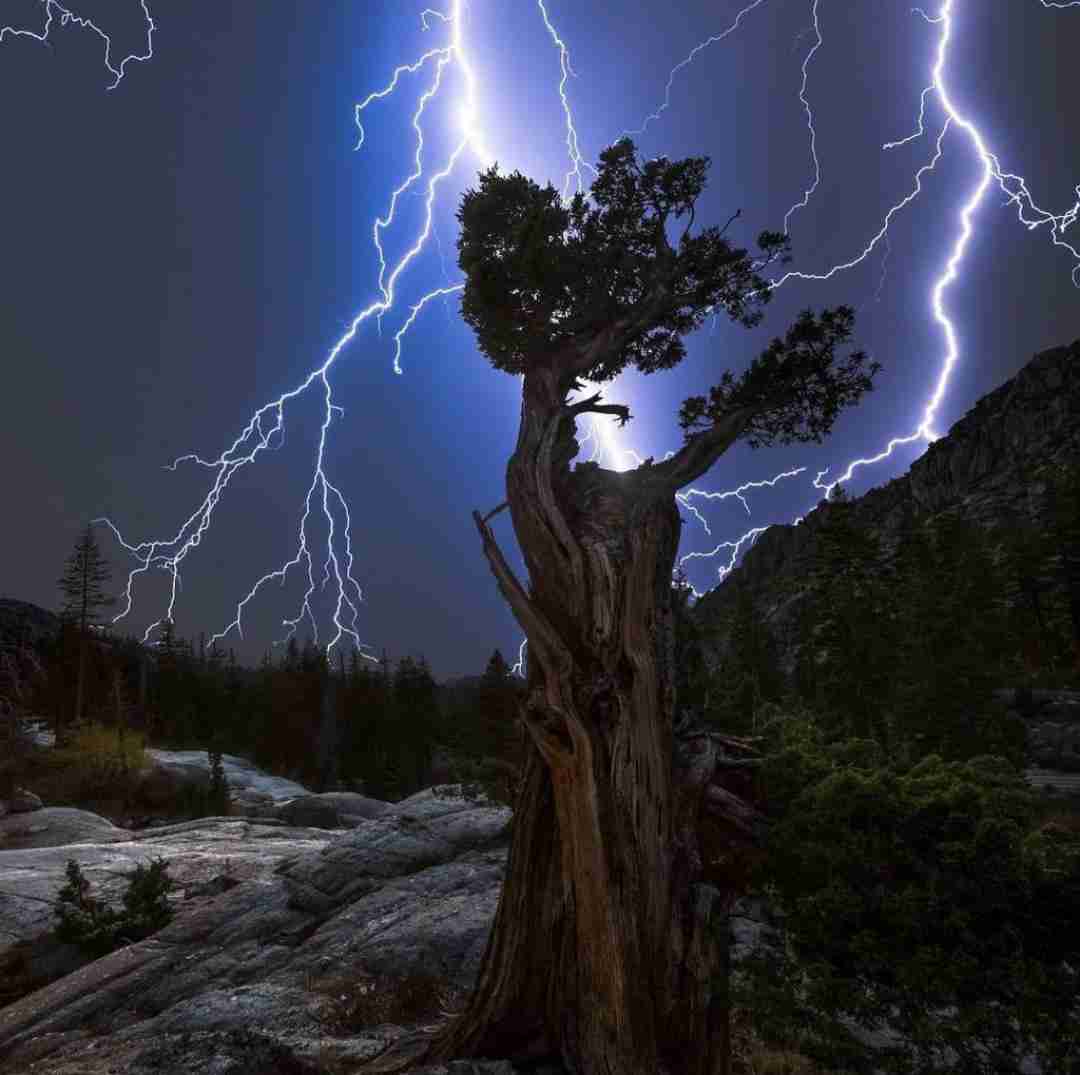 گفتی دریا واسه خورشید یه آیینه بوده