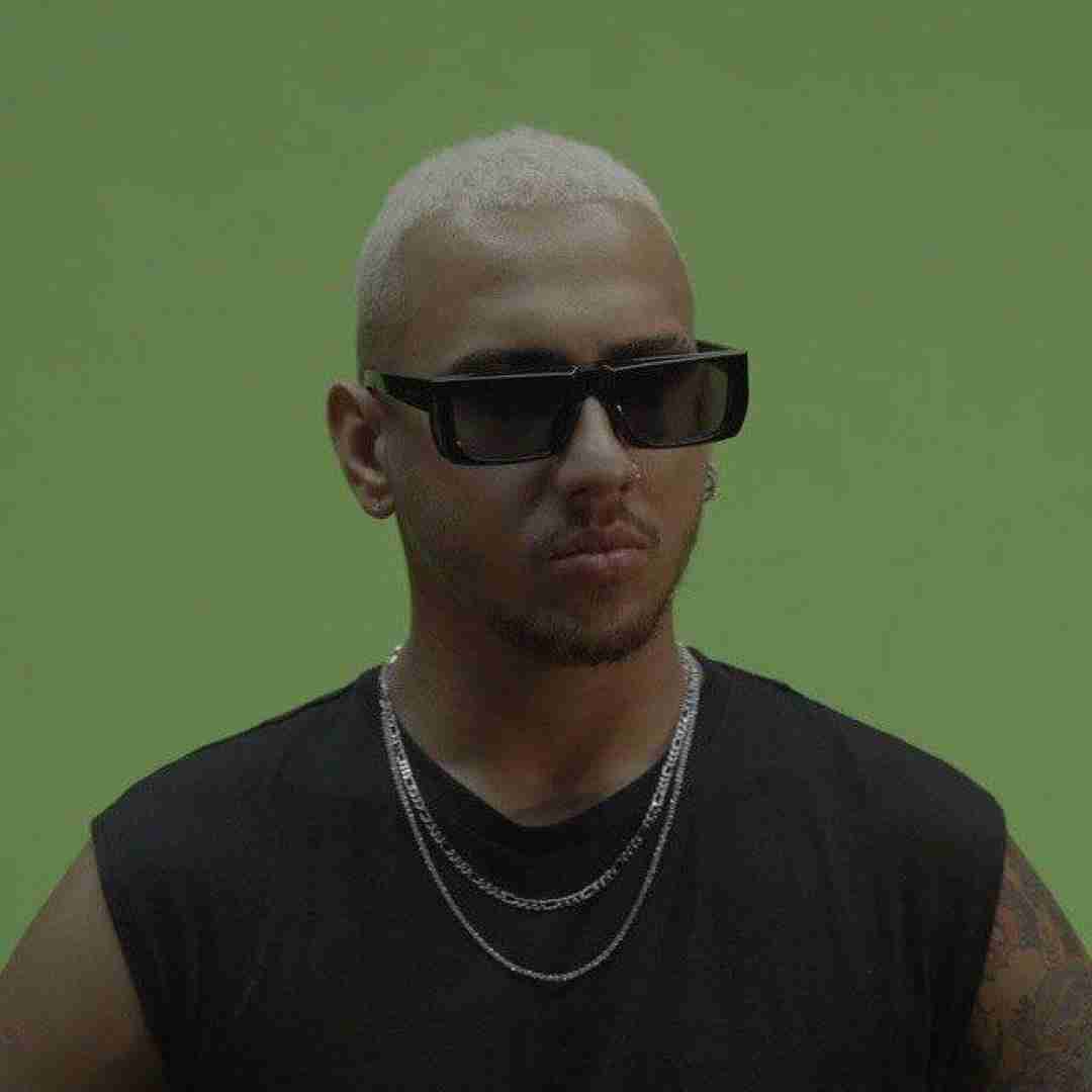 شایان یو تو لج کردی ولی من که هستم هنوز