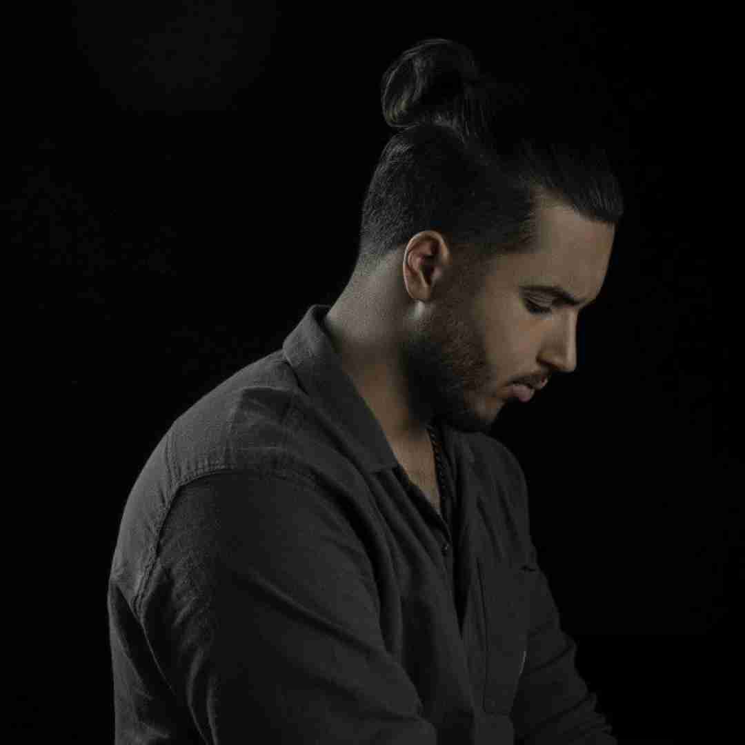 ققنوس دردم یکی دوتا نی که دلم میسوزه