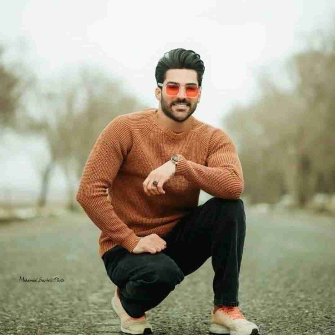 حمیدرضا بابایی طاقتم بی طاقته زدی مثل صاعقه