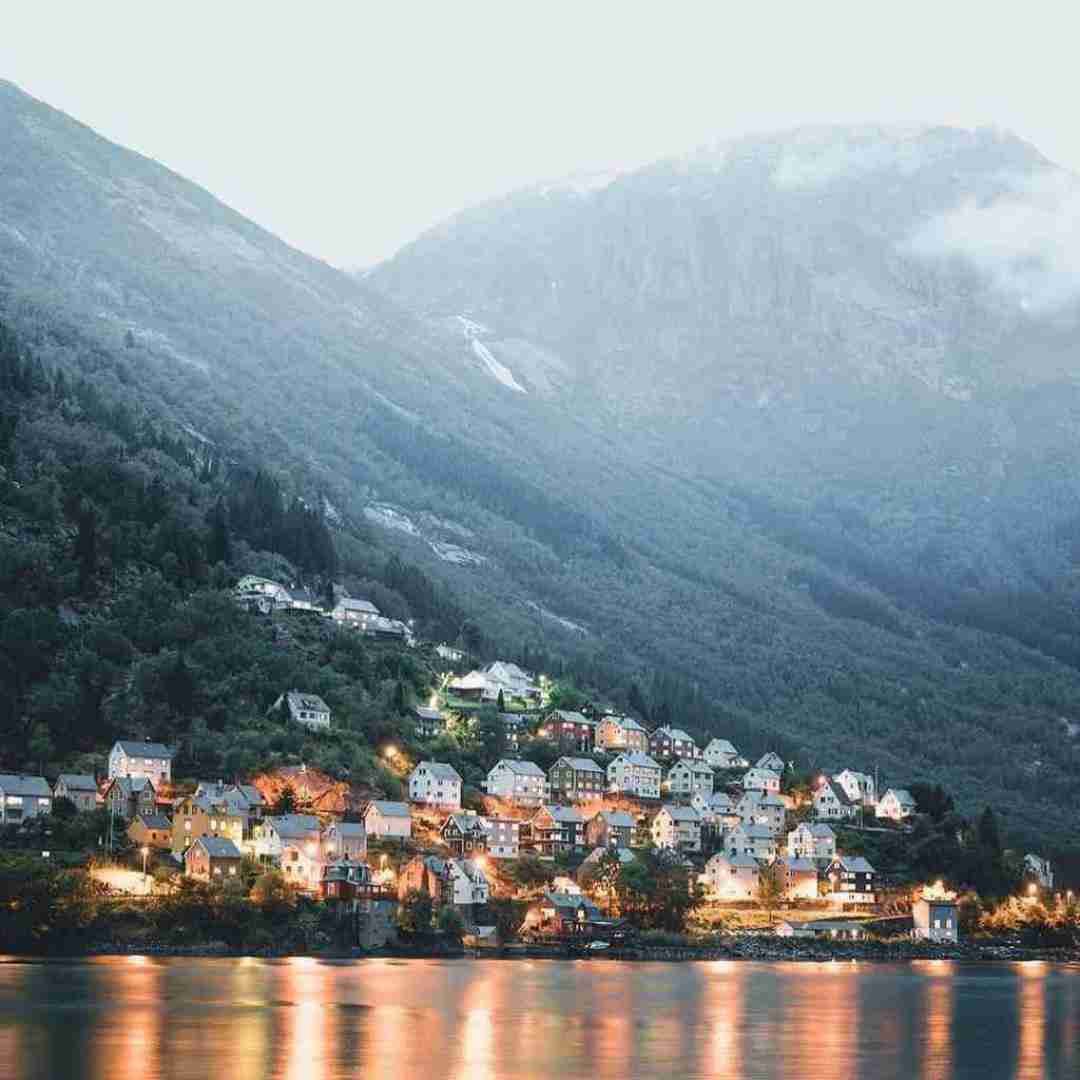 دشی الو ندیدی بی تو چه سرده خونه