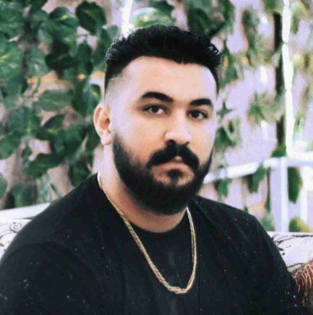 رضا کرمی تارا الو یه لحظه قط نکو باشت حرف دارم