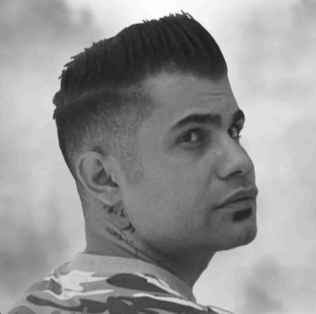 فرهاد جهانگیری چهار دیواری