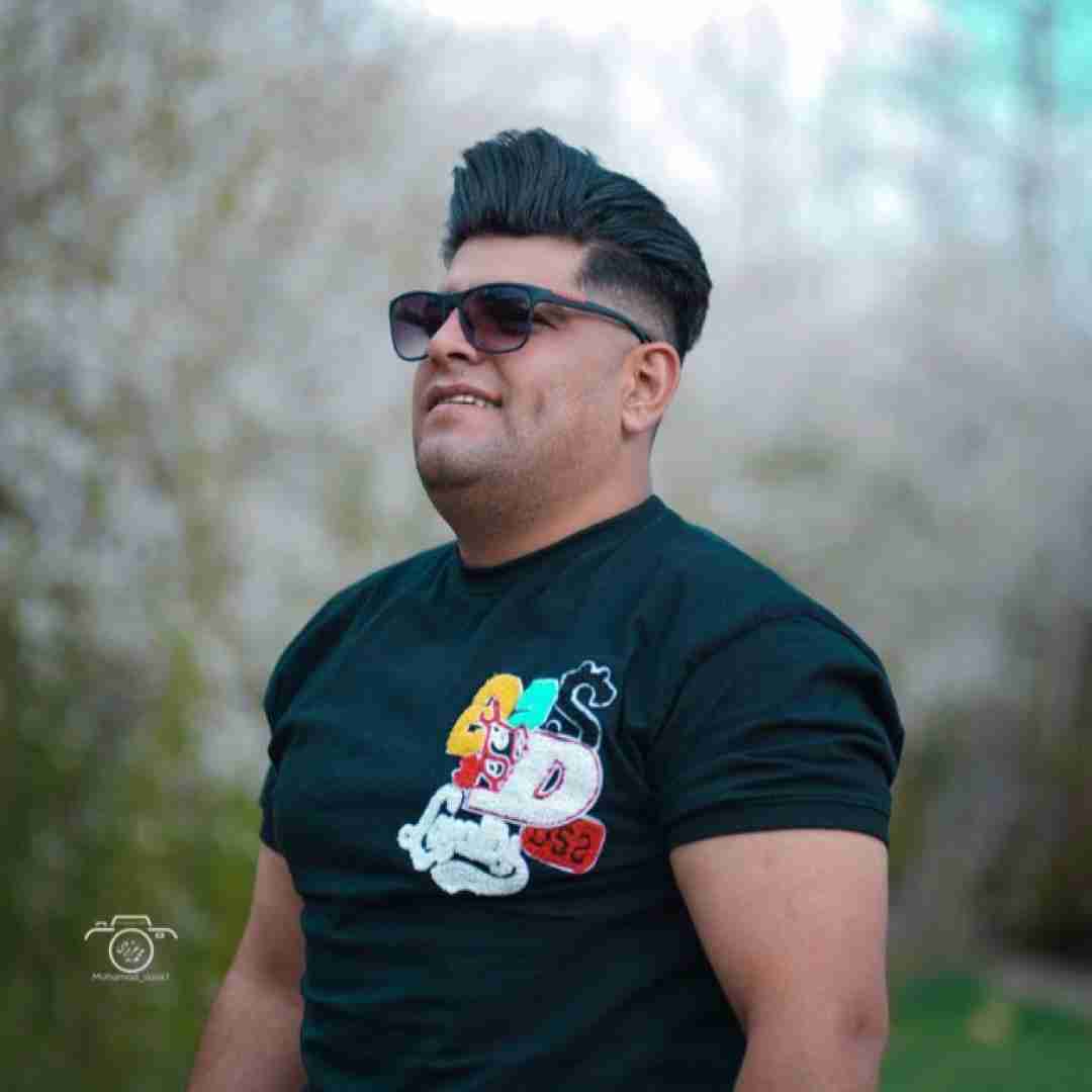 فرشاد مرادی قسم