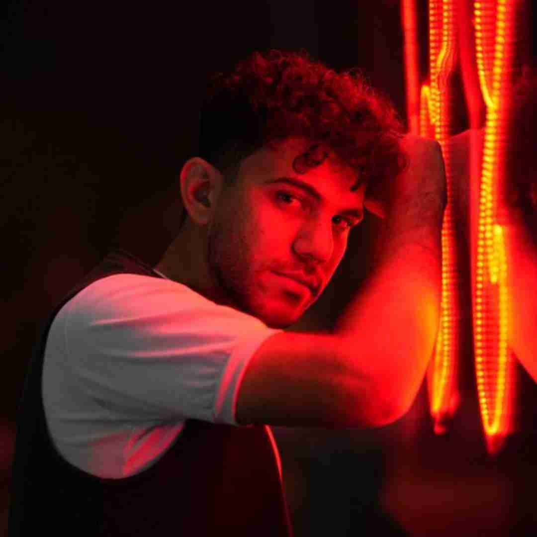 پیام عباسی سردرگم