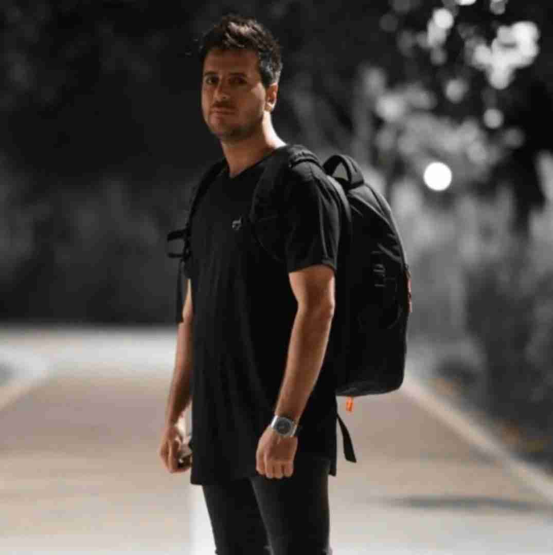 فرهاد نامداری هوای دلم ابریه امشو نیای نامردیه