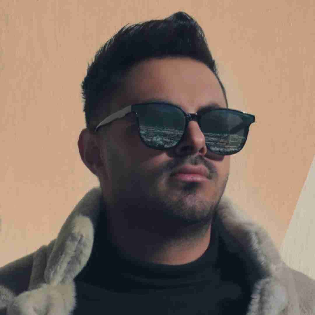 امیر رادان بهم قول بده نباشی بدبین بالاخره میرسه