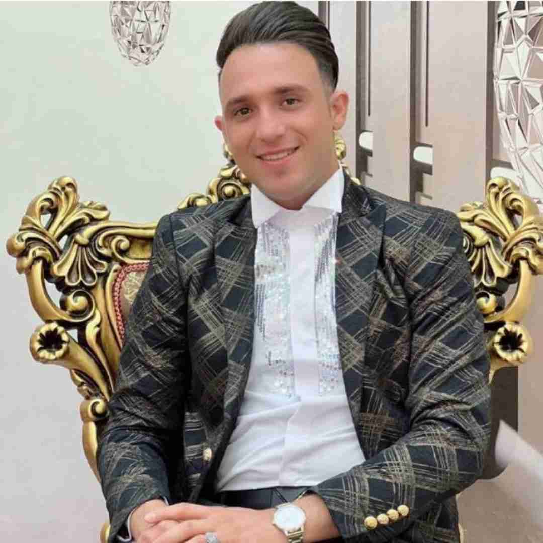 مصطفی ابراهیمی هنوز من عاشقم تو بچه داری