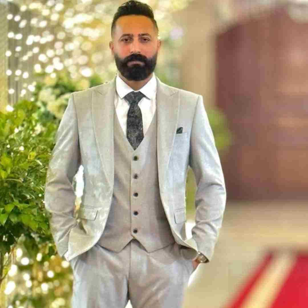 وحید مرادی کودتاگرمه باخت ندمه ورمه اها سر و گردن