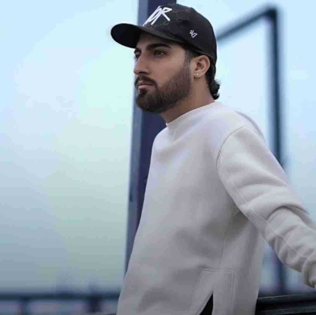 امیر لیام چنی تو حسرت دیدن نگات قلبم ترک خورد