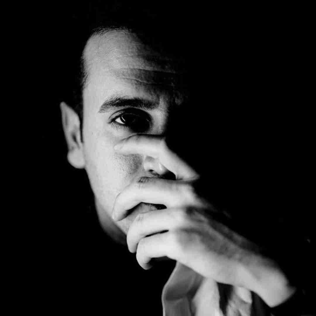 فرهاد فرهادی رو مخته کنسلش کو کنسلی