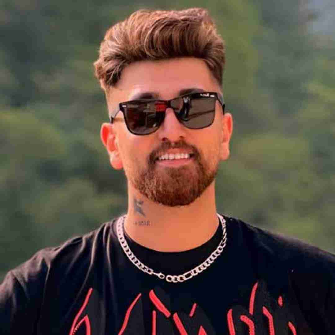 ماهان خادمی عرض سلام