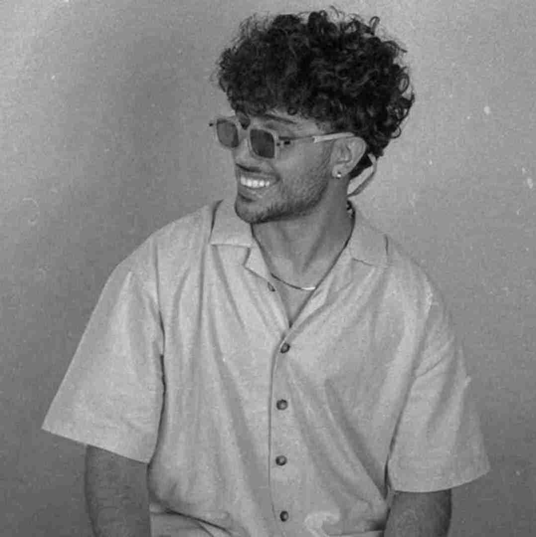 بابی جوجو کوشش ماست ریخته بود رو روپوشش